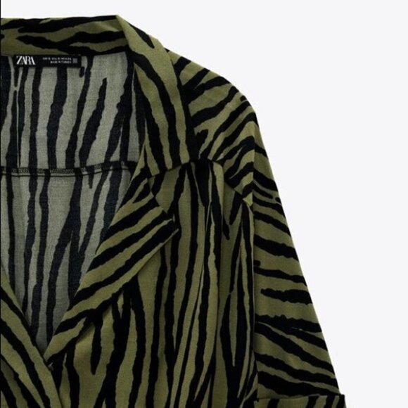 Zara Green animal zebra print short jumpsuit romper size XS - Picture 8 of 16